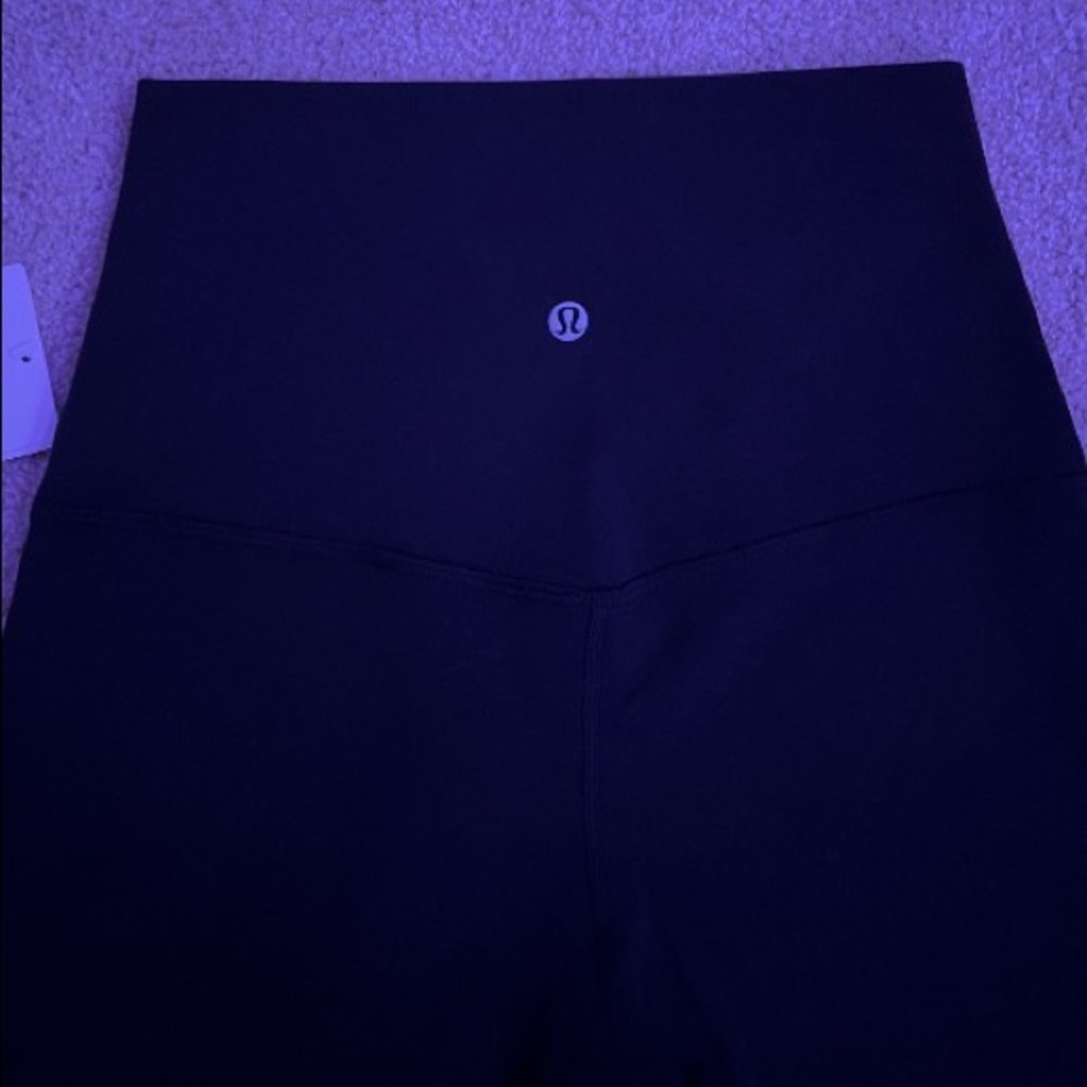 Lululemon Align HR Leggings 28” size 6 (BRAND NEW!!)